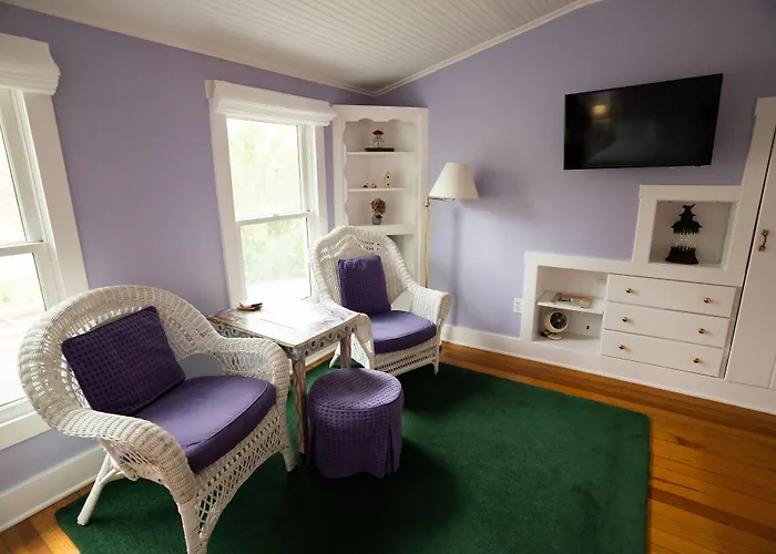 Garden Grove Inn Bed And Breakfast